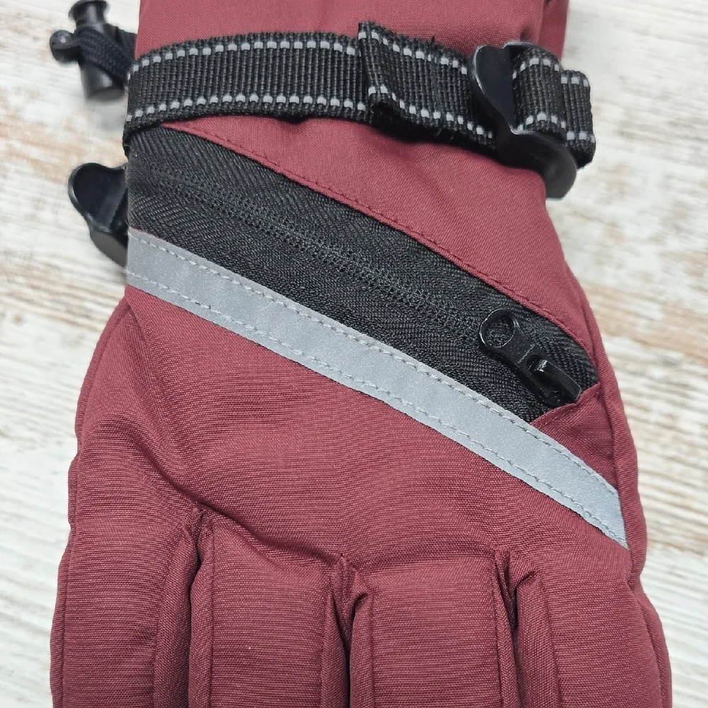 All in Motion Maroon Gloves with Reflective Detail